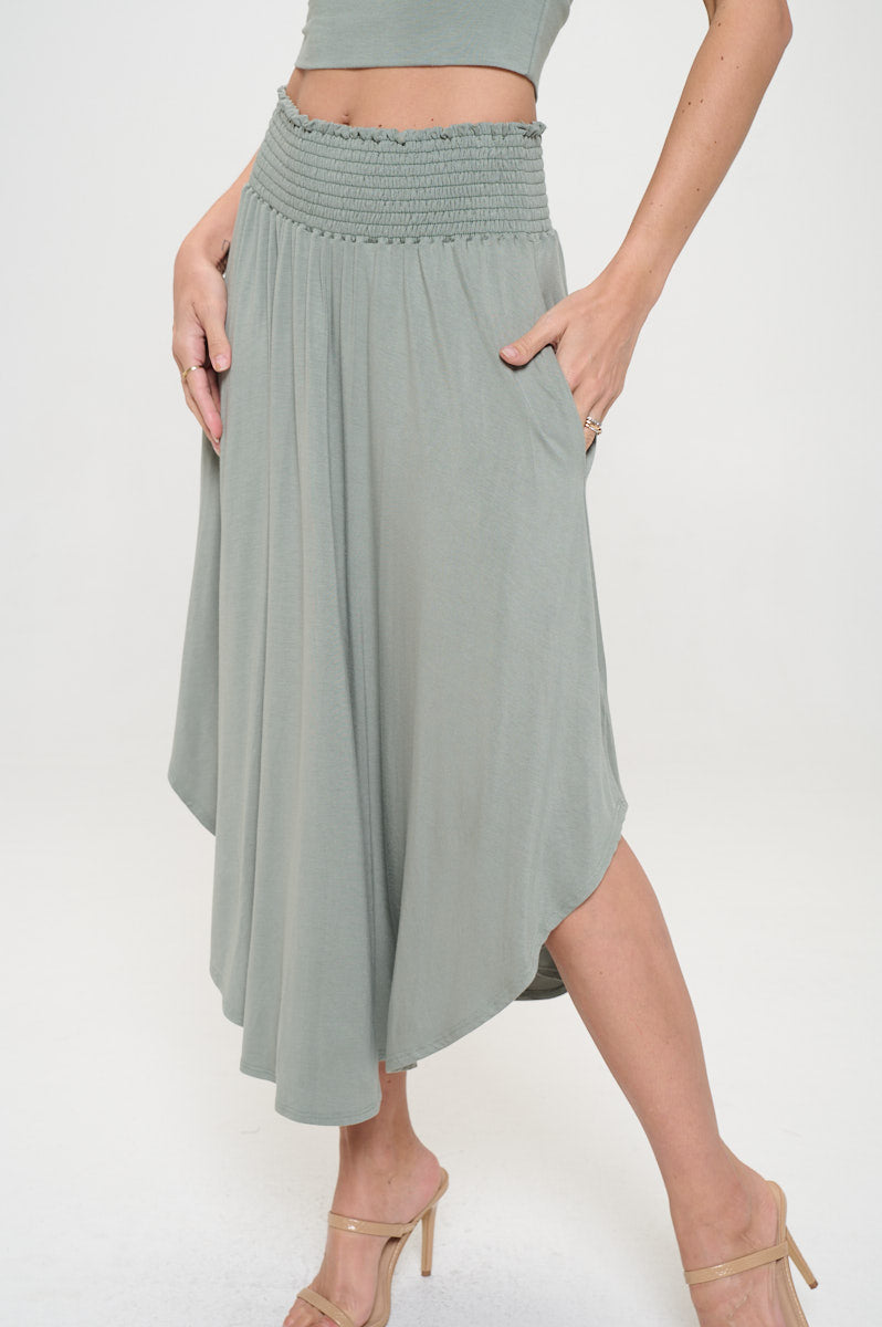 GREEN