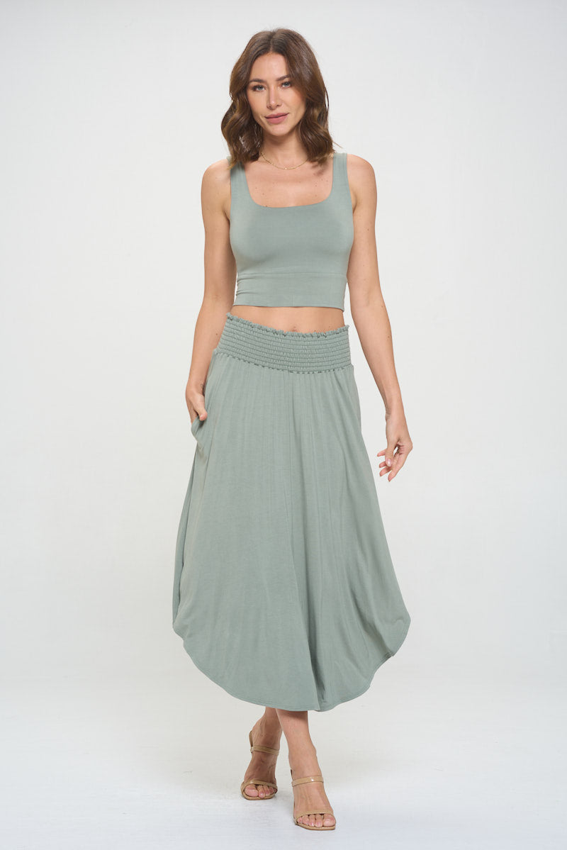 GREEN